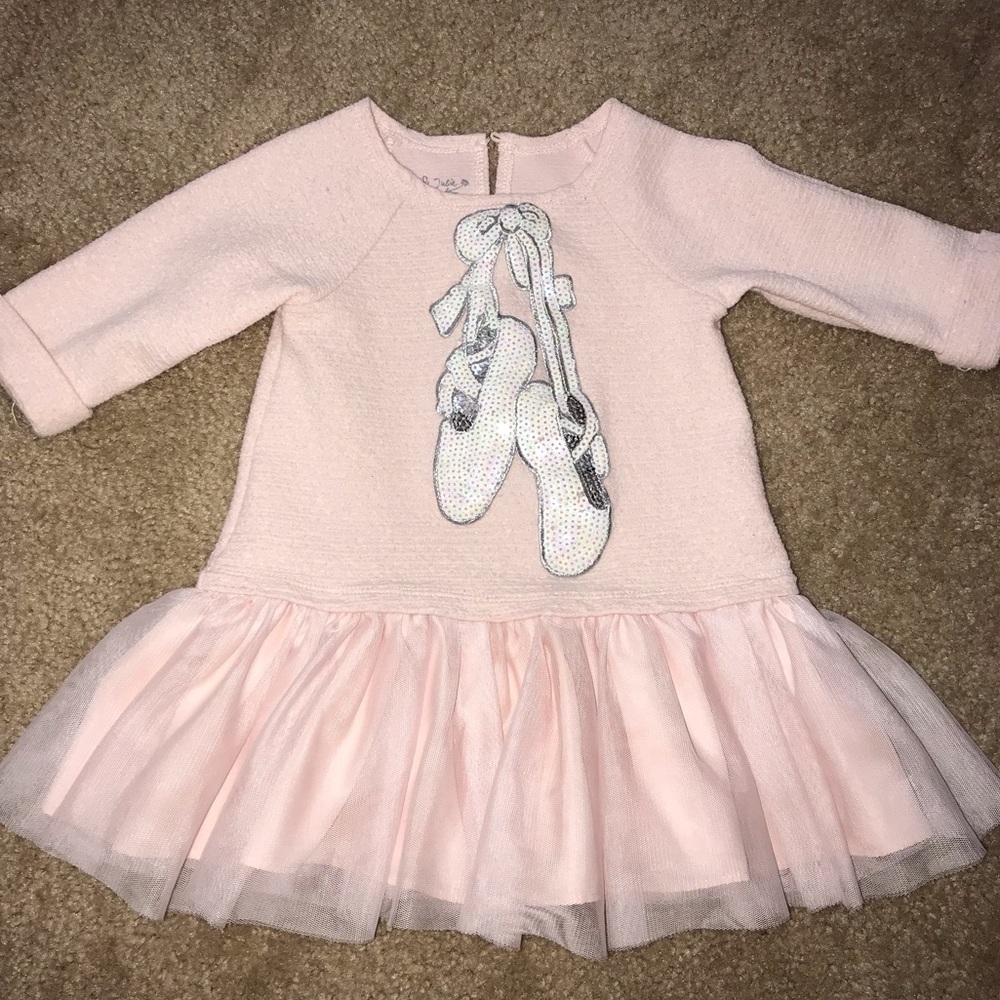 Pippa and Julie Little Girls Dress!!